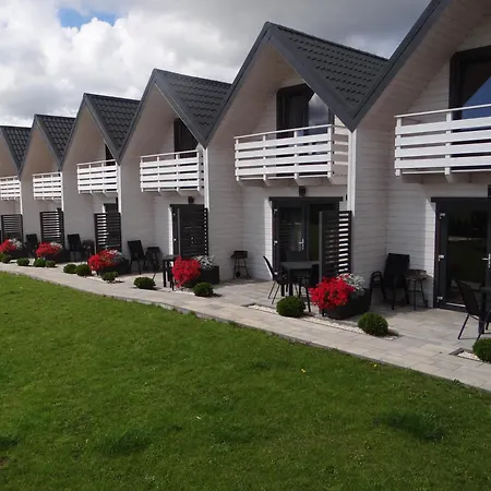 White Деревянный коттедж Реваль