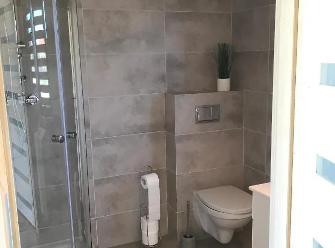 Деревянный коттедж White *